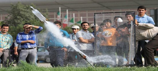  پنجمین دوره مسابقات  کشوری موشک های آبی در دانشگاه سمنان آغاز شد