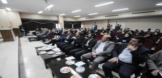  نمایشگاه  "رد پایمان را از طبیعت پاک کنیم" برگزار شد(گزارش تصویری)