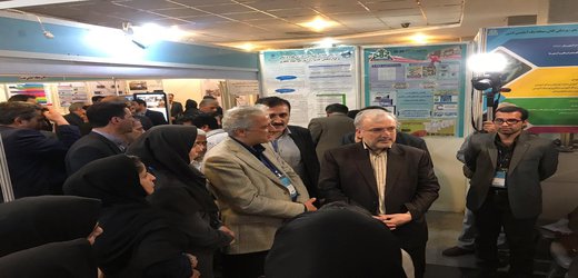 بازدید وزیر بهداشت از غرفه دانشگاه علوم پزشکی مازندران در جشنواره آموزشی شهید مطهری - ۱۳۹۸/۰۲/۱۳