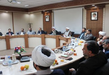 نشست ریاست دانشگاه با اساتید و مدیران