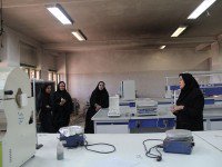 بازدید جمعی از دانش‌آموزان دبیرستان محمودی شهرستان مهریز از دانشگاه یزد