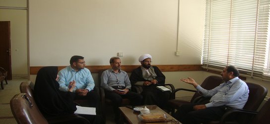 برگزاری جلسه شورای فرهنگی  در مرکز تحقیقات و آموزش کشاورزی و منابع طبیعی استان یزد