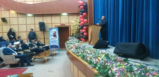 رئیس دانشگاه آزاد تبریز:
معلمی برگرفته از تعالیم واقعی انبیاست