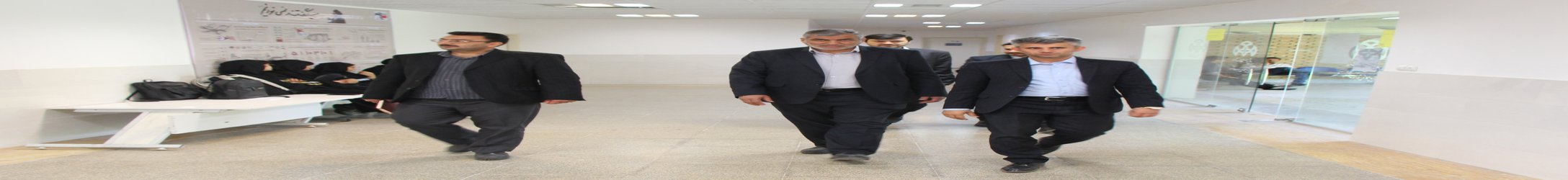 ‫مدیر کل ارتباطات و فناوری استان از دانشگاه صنعتی قم بازدید کرد