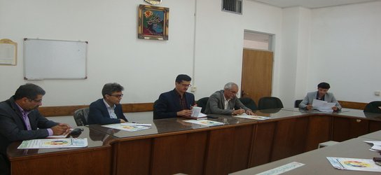 جلسه هماهنگی جشنواره ایده های برتر در مرکز تحقیقات و آموزش کشاورزی و منابع طبیعی استان یزد برگزار گردید