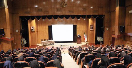سلسله برنامه‌های در رواق روزه در دانشگاه تهران برگزار شد