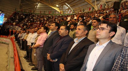 حضور پرشور دانشگاهیان علوم پزشکی کردستان در اجلاسیه نهایی کنگره ملی ۵۴۰۰ شهید استان کردستان