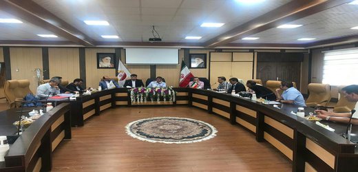 نشست تخصصی بررسی روند ساخت بیمارستان کمالشهر تشکیل شد