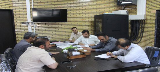 نشست مدیران اداری مرکز با  پیمانکاران پروژه سردرب مرکز آموزش عالی فنی و مهندسی بوئین زهرا