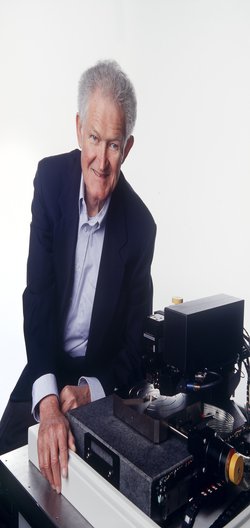 Calvin F. Quate, inventor of advanced microscopes, dies at 95
