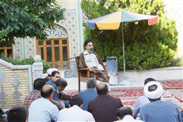 درس اخلاق این هفته کارکنان دانشگاه با چاشنی کرامت