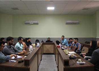 معاون فرهنگی و دانشجویی دانشگاه علوم پزشکی بوشهر:
دوران دانشجویی بهترین زمان برای تمرین مطالبه‌گری صحیح و قانونی است
