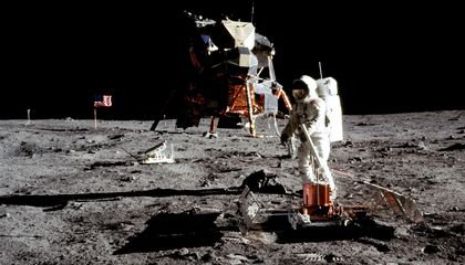 The Best Books About the Apollo Program and Landing on the Moon