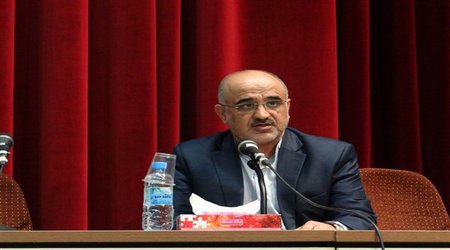 رئیس دانشگاه آزاد اسلامی استان اصفهان: درآمدزایی بر پایه امور دانش‌بنیان محور فعالیت‌های دانشگاه آزاد اصفهان در سال 97 است - 1396/12/26