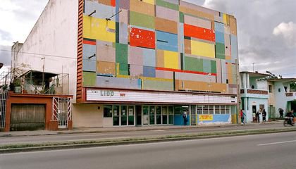 These Photographs Capture Cuba’s Fading Cinema Culture