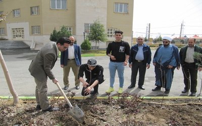 اخبار برگزاری روز درختکاری در آموزشکده سما اندیشه 