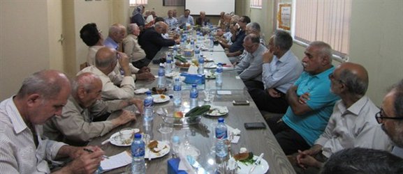 نشست صمیمی دکتر فرجی رییس مرکز تحقیقات و آموزش گلستان با رییس و اعضای کانون بازنشستگان استان