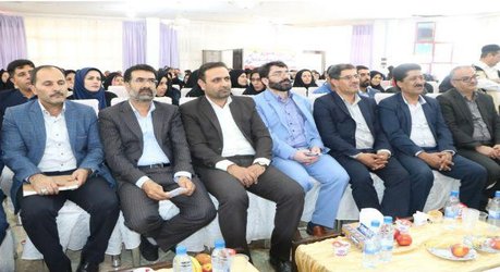 آئین تجلیل از بهورزان نمونه در شهرستان سامان برگزار شد