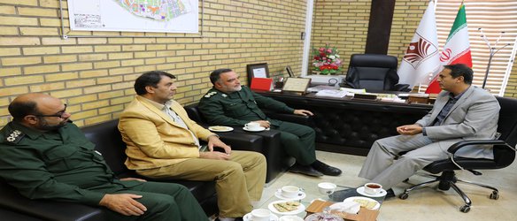 دیدارفرماندهی سپاه بوئین زهرا با ریاست محترم مرکزدکتر حسینی