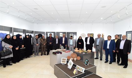 نمایشگاه آثار و توانمندی‌های دانشجویان دانشکده هنر با حضور رئیس دانشگاه افتتاح شد