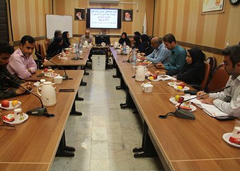 معاون بهداشتی شبکه بهداشت و درمان دشتستان:
سلامت دانش‌آموزان، یکی از مهم‌ترین محورهای توسعه در جامعه است
