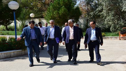 مدیر سرمایه‌گذاری و امور مشارکت صندوق رفاه دانشجویان از دانشگاه بازدید کرد