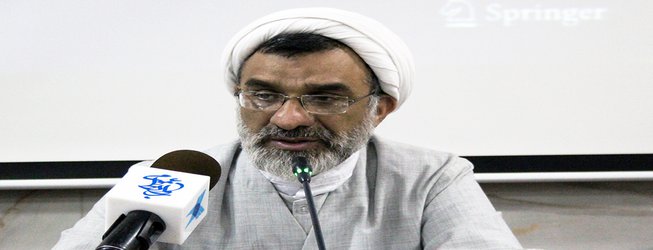 معاون علوم انسانی و هنر دانشگاه آزاد اسلامی: استادان و خبرگان دانشگاه‌ در تعالی رشته‌های علوم انسانی مشارکت کنند