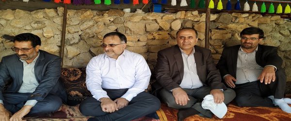 تقدیر ریاست سازمان امور عشایر ایران از رئیس مرکز بهداشت چهارمحال و بختیاری
