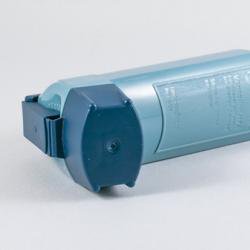 Switching to ‘green’ inhalers could reduce carbon emissions and cut costs, study suggests