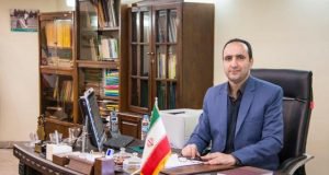 تقدیر دکتر خاوازی از رییس مرکز تحقیقات و آموزش گلستان به عنوان برترین های سازمان تحقیقات