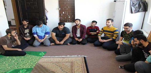 بازدید رئیس و معاون دانشجویی-فرهنگی دانشگاه از سرای دانشجویی خلیلی