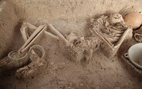 کاوشگران دانشگاه تهران در گورستان عصر آهن ۲ و ۳ قره‌تپه سگزآباد به یافته‌‌های جدیدی رسیدند