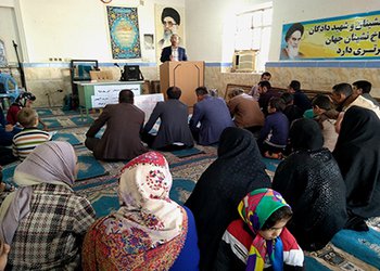 کارشناس مسئول سلامت روان شبکه بهداشت و درمان دشتستان:
زوجین باید مهارت‌های لازم برای داشتن زندگی موفق و آرام را بیاموزند