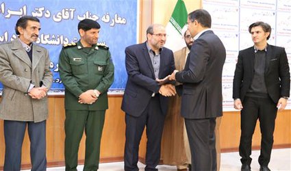 دانشگاه آزاد اسلامی از ایده جوانان برای تولید محصول حمایت می‌کند