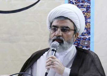 مسئول دفاتر نهاد نمایندگی مقام معظم رهبری در دانشگاه‌های استان بوشهر:
دانشجویان افسران جنگ نرم هستند
