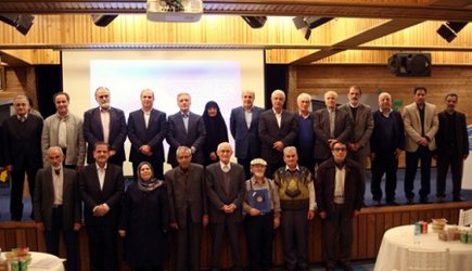 مراسم تجلیل از اعضای هیات علمی و کارمندان بازنشسته دانشگاه تهران برگزار شد
