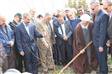 غرس نهال به دست نماینده ولی فقیه و معاون استاندار همدان در مرکز تحقیقات وآموزش کشاورزی و منابع طبیعی استان همدان