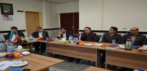 چهارمین جلسه کارگروه آراستگی دانشگاه آزاد اسلامی دزفول با حضور مسئولین استانی و شهری برگزار شد.