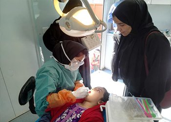 رئیس بسیج جامعه پزشکی استان بوشهر:
۱۷۴۹ بیمار به صورت رایگان توسط پزشکان بسیجی در عسلویه ویزیت شدند/ گزارش تصویری
