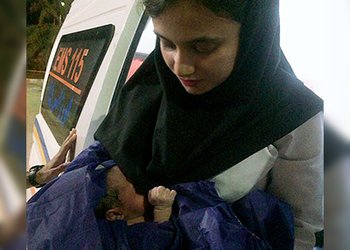رئیس شبکه بهداشت و درمان شهرستان دیّر:
تولد ۳ نوزاد بردخونی در آمبولانس
