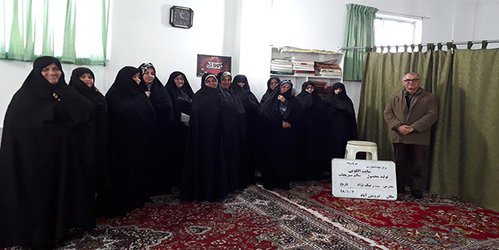 جلسه اول سایت الگویی سبزی و صیفی  در قالب کارکردهای تعاونی خرد زنان روستایی با همکاری مرکز هراز در روستای درویش آباد سرخرود محمودآباد برگزار شد