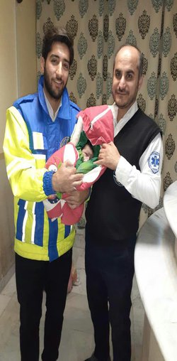 رئیس اداره اورژانس پیش بیمارستانی دانشکده علوم پزشکی تربت جام از تولد نوزاد دختر در داخل آمبولانس خبر داد