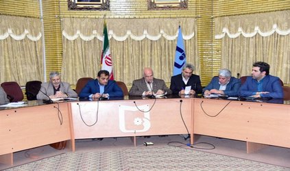 جلسه نمایندگان بنیاد مسکن و اساتید دانشگاه جهت بازسازی مناطق آسیب‌دیده از سیل برگزار شد