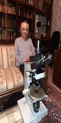 اهدای یک دستگاه میکروسکوپ تحقیقاتی ارزشمند توسط دکتر اسدالله زاده ­کبیر به دانشگاه محقق اردبیلی