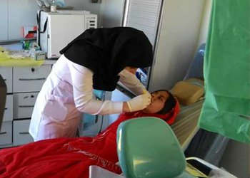 هم‌زمان با دهه مبارک فجر؛
کلینیک سیار دندان‌پزشکی به منطقه عشایر نشین بخش مرکزی دشتستان اعزام شد
