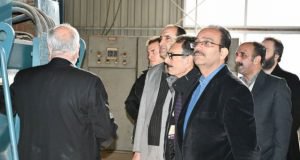 بازدید رئیس، معاون پشتیبانی و رئیس بخش فنی و مهندسی مرکز تحقیقات و آموزش گلستان از کارخانه روغن طلای سفید