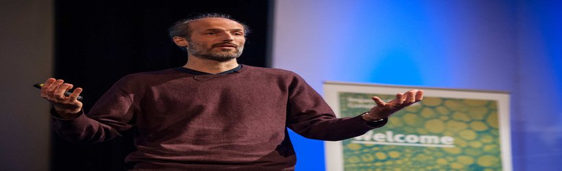 Annual lecture explores the probability of coin tosses, atoms and forest fires