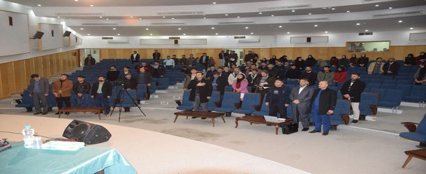 نخستین جلسە نقد و نظر داوطلبان مجلس شورای اسلامی در دانشگاه کردستان برگزار شد
