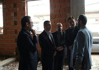 ‍ بازدید دکتر جان بابایی معاون درمان وزارت بهداشت و دکتر جلالی سرپرست دانشگاه علوم پزشکی بابل از ساختمان نوین درمانی کودکان امیرکلا