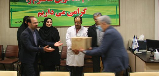 تقدیر کسبه بازار تجریش از مدافعان سلامت بیمارستان شهدای تجریش